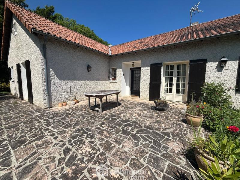 Maison - 181 m² - 7 pièces