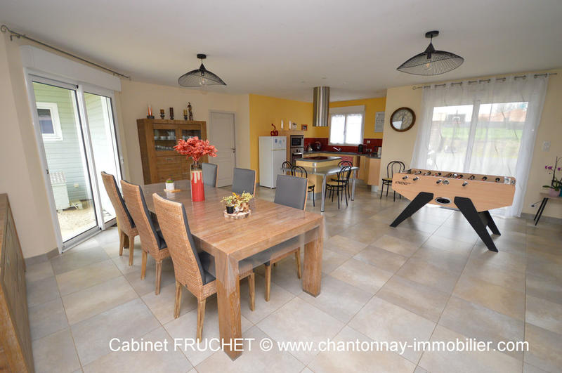 Maison - 145 m² - 6 pièces