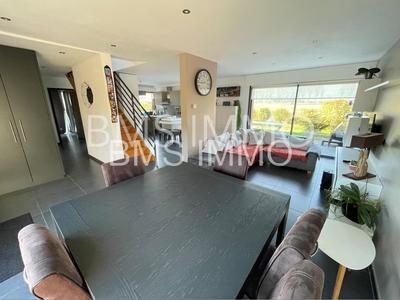 Maison - 130 m² - 6 pièces