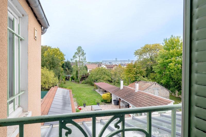 Maison - 190 m² - 7 pièces