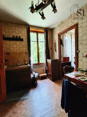 Maison ancienne - 114 m² - 7 pièces