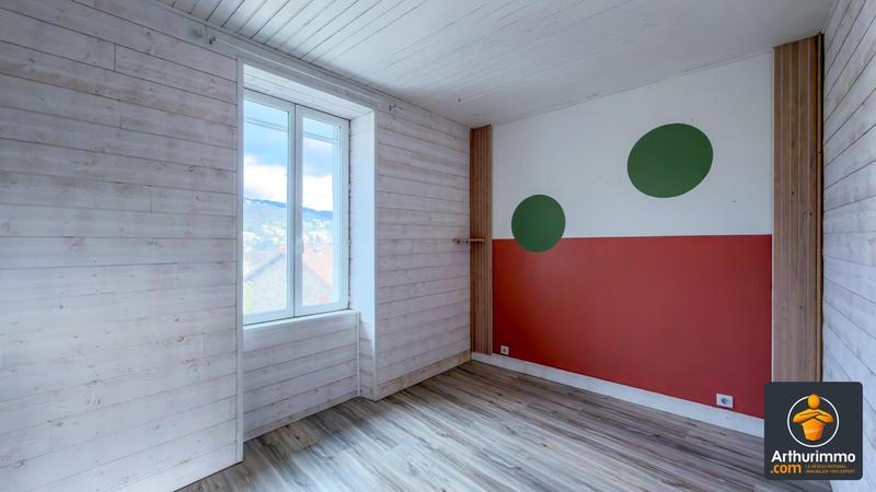 Maison - 90 m² - 3 pièces