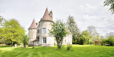Château - 315 m² - 14 pièces