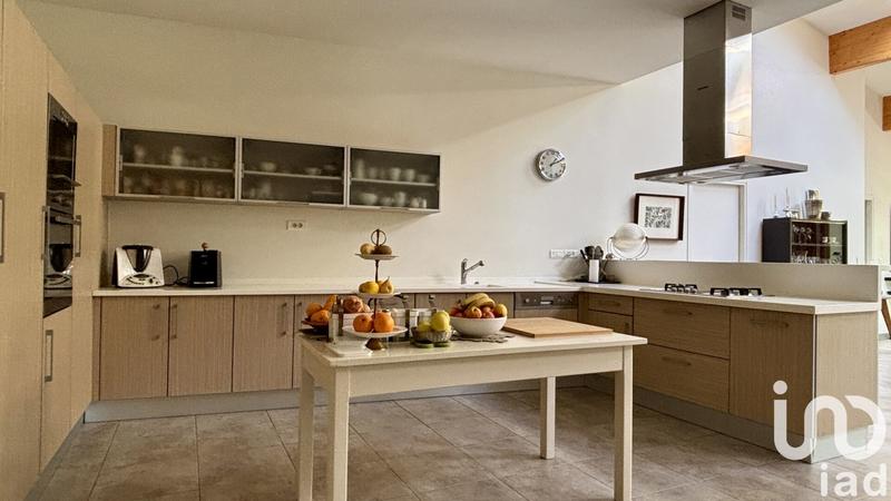 Maison - 182 m² - 4 pièces