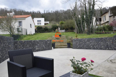 Maison - 182 m² - 6 pièces