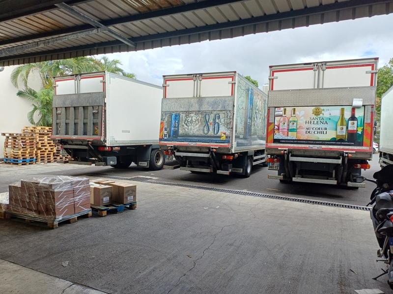 Entrepôt - 2 250 m²