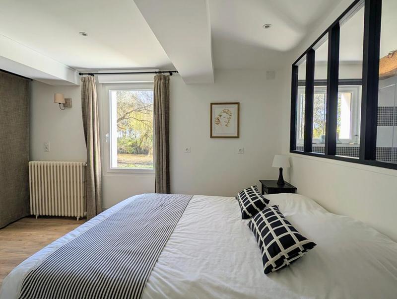 Propriété - 289 m² - 8 pièces