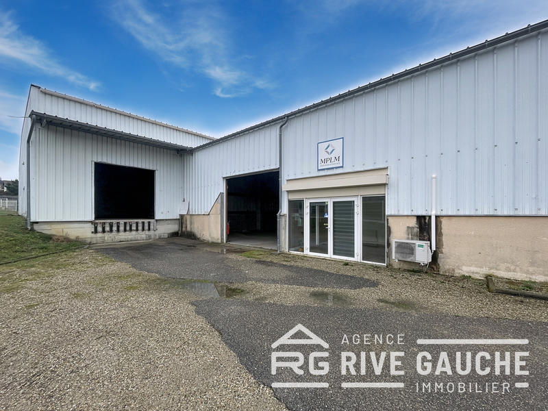 Entrepôt - 1 000 m²