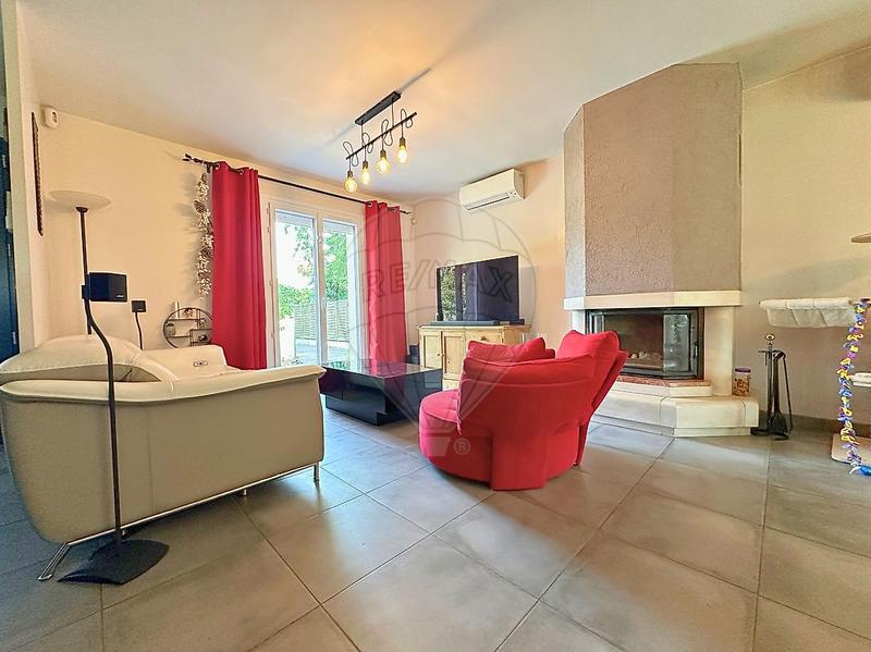 Maison - 183 m² - 7 pièces