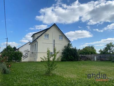 Maison - 151 m² - 7 pièces