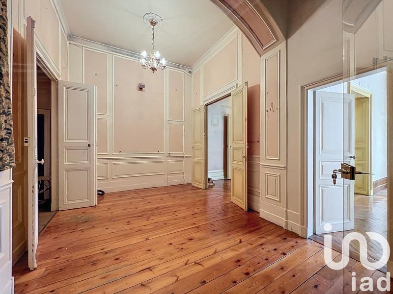 Maison - 480 m² - 23 pièces