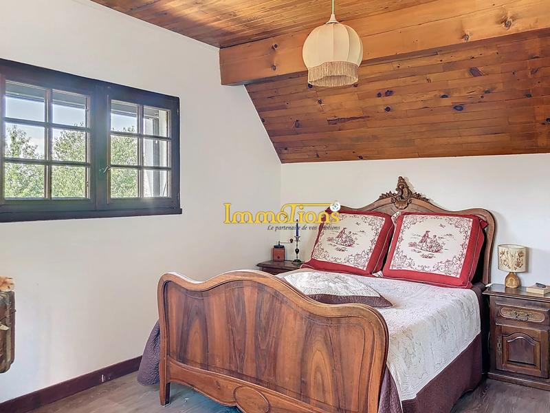 Maison - 175 m² - 8 pièces