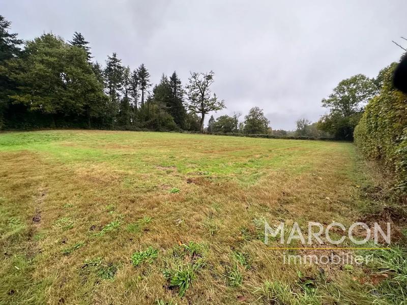 Terrain constructible - 3 080 m²