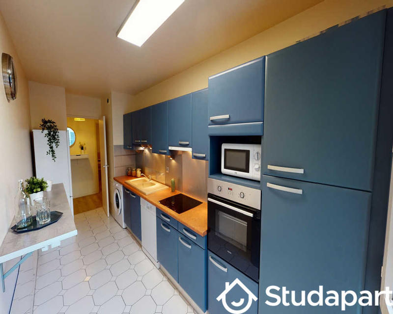 Chambre - 90 m² - 1 pièce