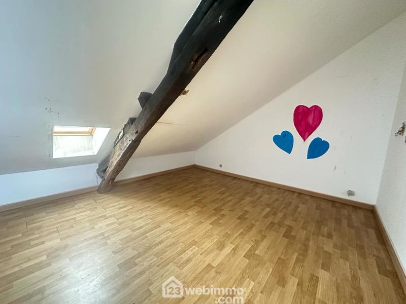 Immeuble - 167 m² - 9 pièces