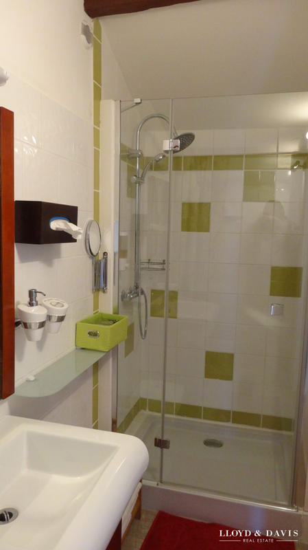 Maison ancienne - 300 m² - 10 pièces