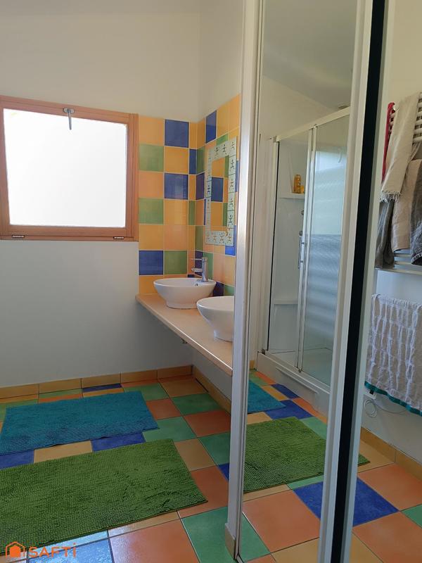 Maison - 186 m² - 7 pièces