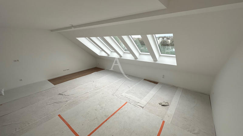 Appartement - 84 m² - 4 pièces