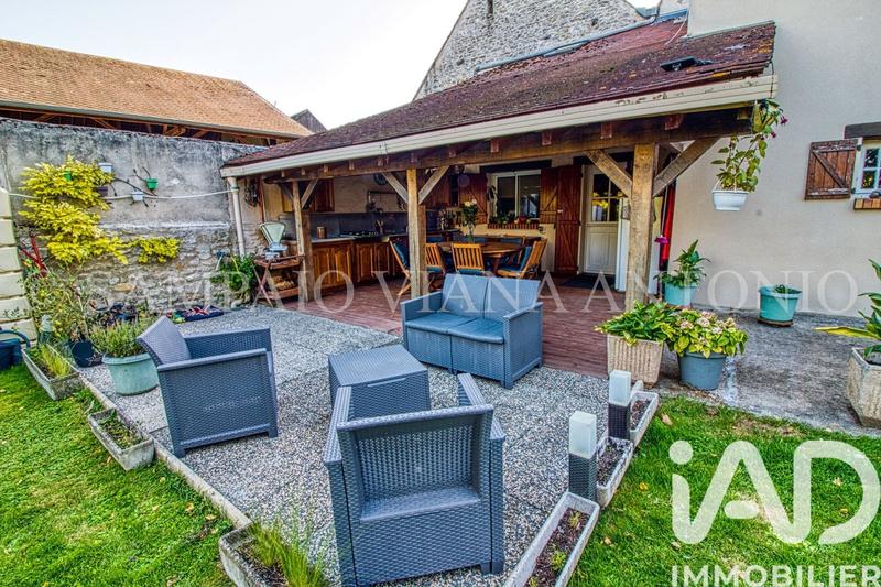 Maison - 183 m² - 7 pièces