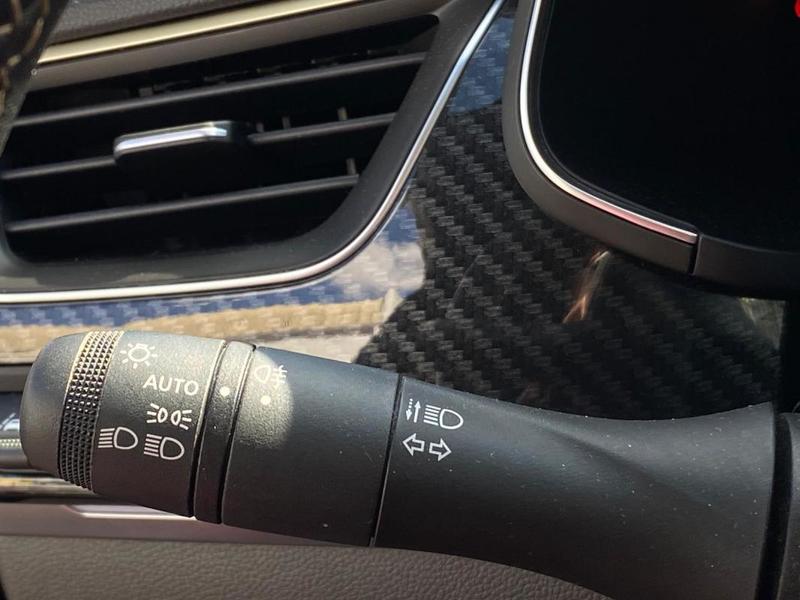 Renault Arkana E-tech full hybride 145 cv engineered caméra gps CarPlay radars av ar 1 ère main