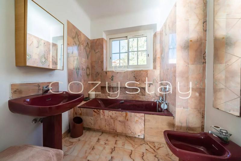 Appartement - 100 m² - 4 pièces