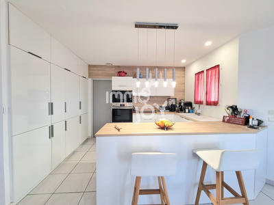 Maison - 82 m² - 3 pièces