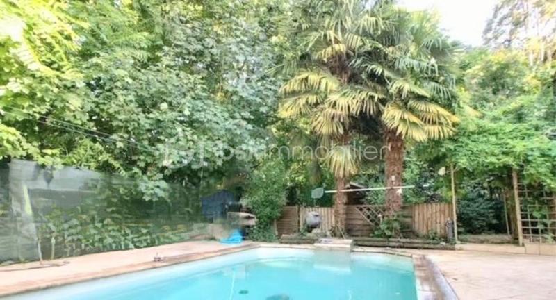 Maison traditionnelle - 117 m² - 5 pièces