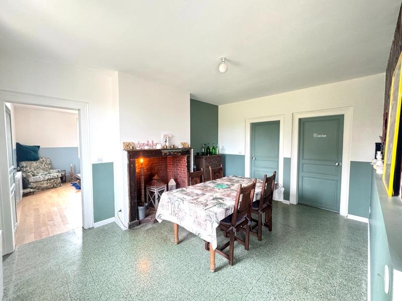 Propriété - 85 m² - 4 pièces