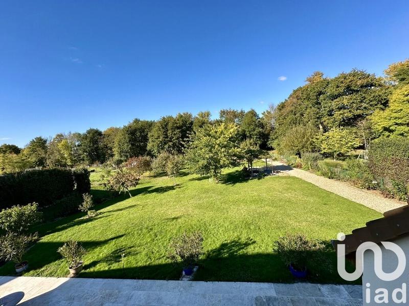 Maison - 167 m² - 6 pièces