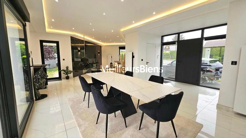 Maison d'architecte - 110 m² - 4 pièces