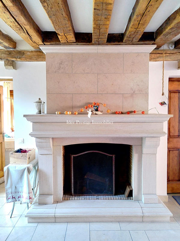 Maison - 233 m² - 11 pièces