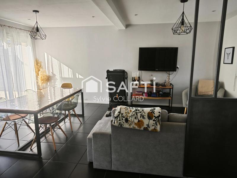 Maison - 110 m² - 6 pièces