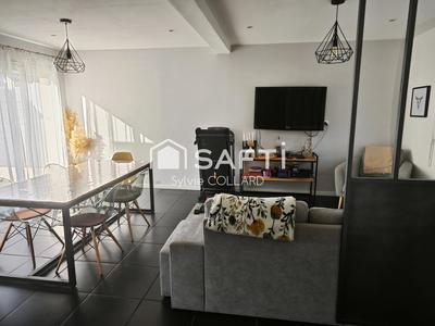 Maison - 110 m² - 6 pièces