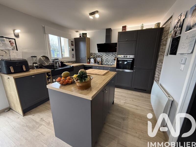 Maison - 165 m² - 6 pièces