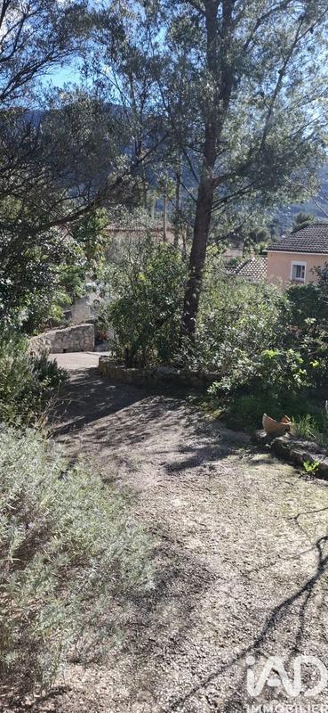 Maison - 185 m² - 5 pièces