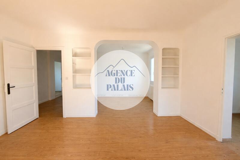 Appartement - 86 m² - 4 pièces