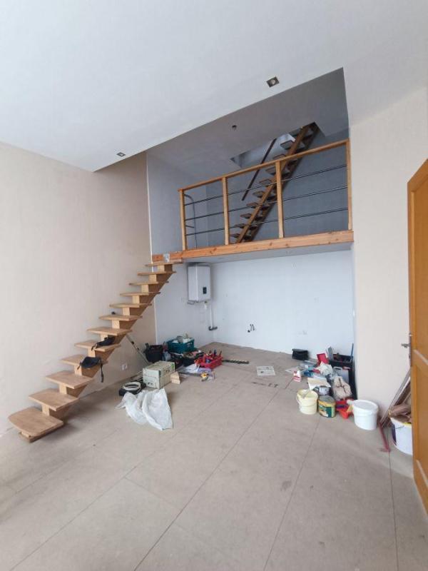 Immeuble - 111 m² - 6 pièces