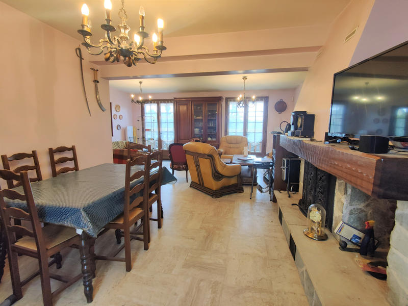 Maison - 125 m² - 7 pièces