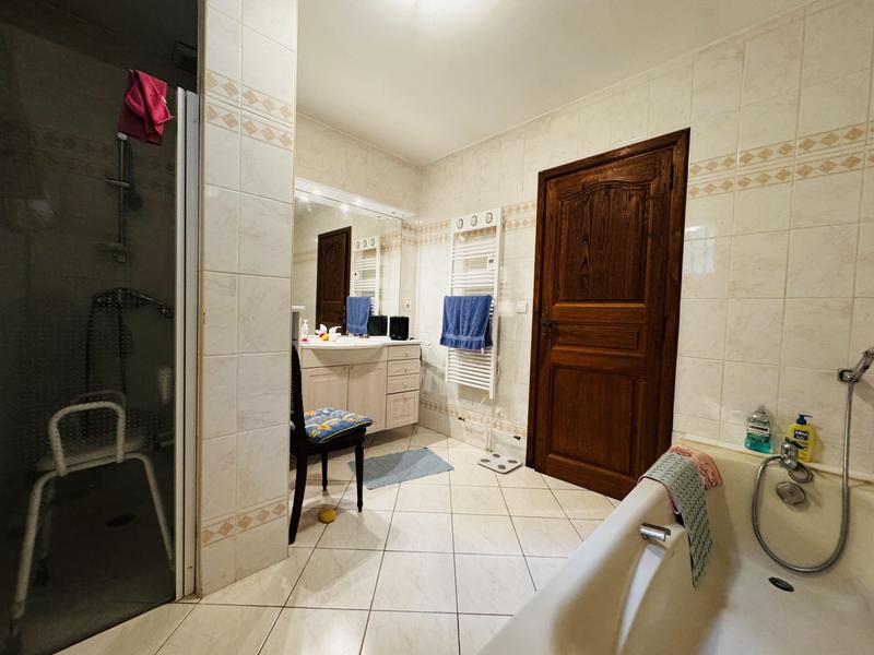 Maison - 168 m² - 5 pièces