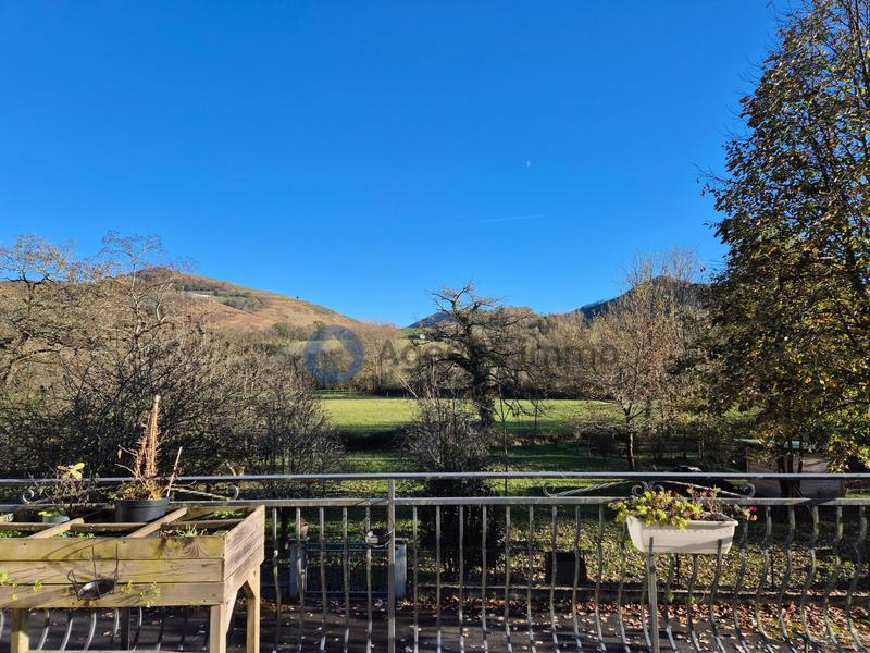 Villa - 240 m² - 7 pièces