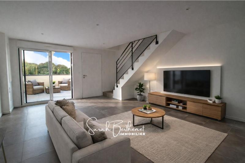 Appartement - 94 m² - 4 pièces