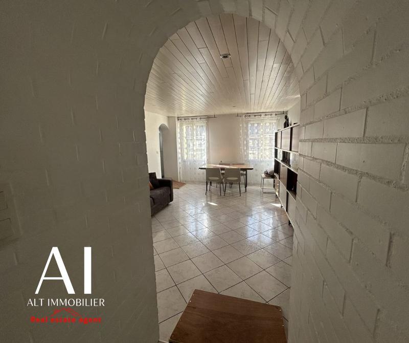 Maison ancienne - 97 m² - 4 pièces