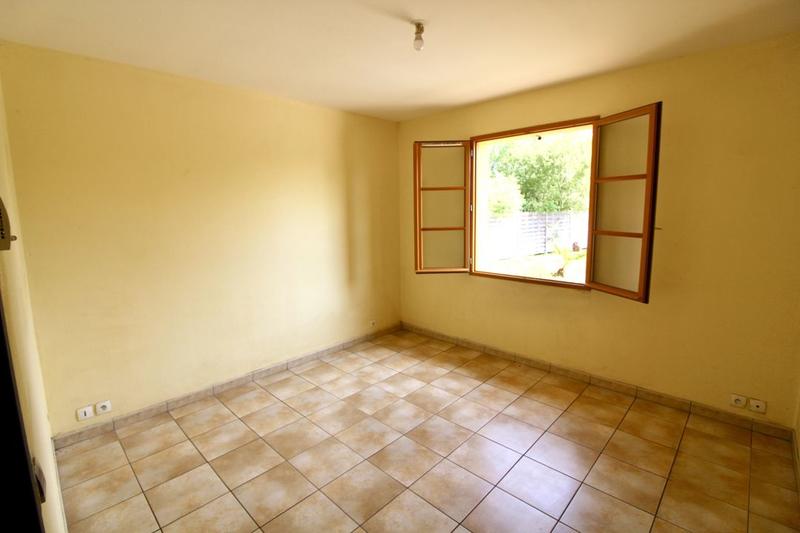 Maison traditionnelle - 104 m² - 6 pièces