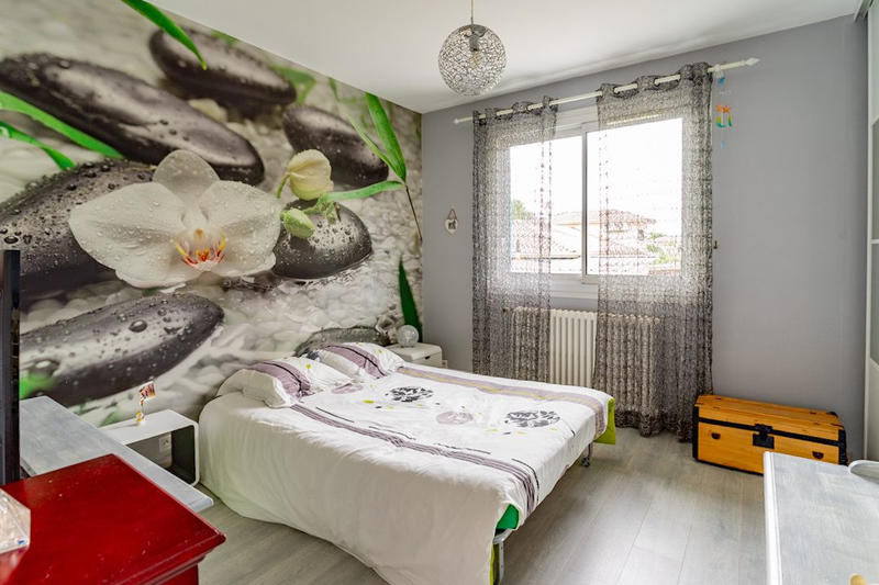 Maison - 161 m² - 7 pièces