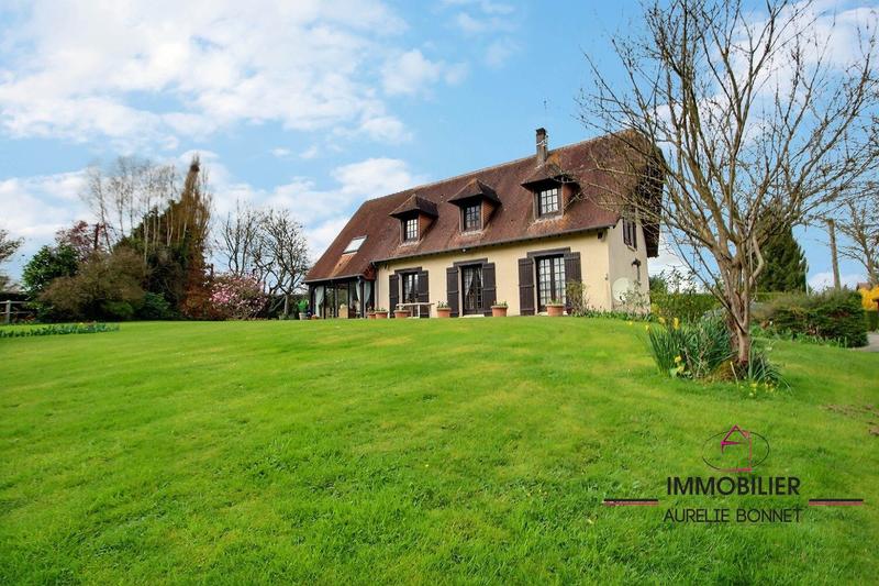 Maison - 180 m² - 9 pièces
