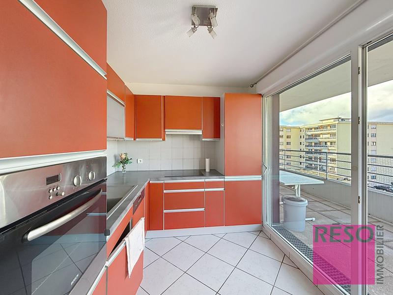 Appartement - 93 m² - 3 pièces