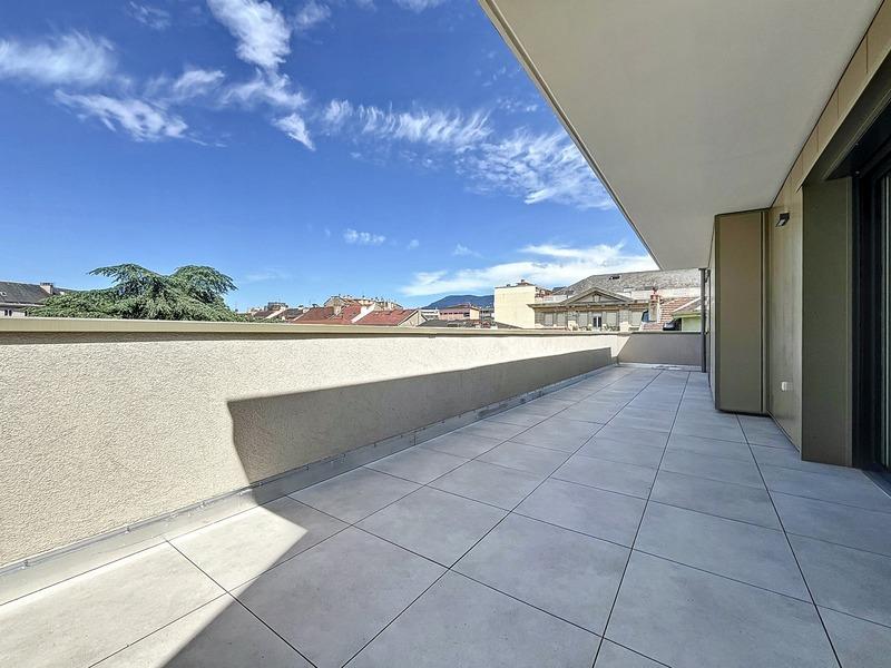 Duplex - 95 m² - 4 pièces