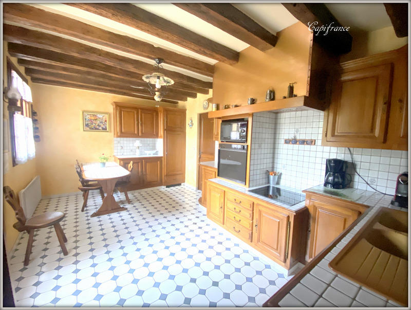 Maison - 255 m² - 6 pièces