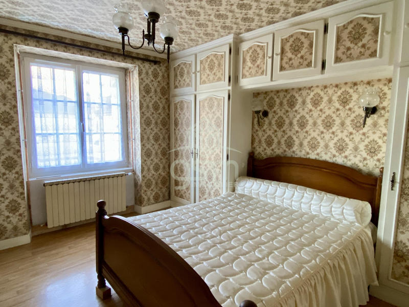 Maison ancienne - 97 m² - 5 pièces