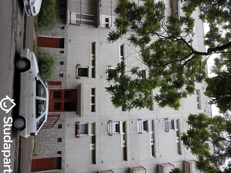 Chambre - 12 m² - 1 pièce